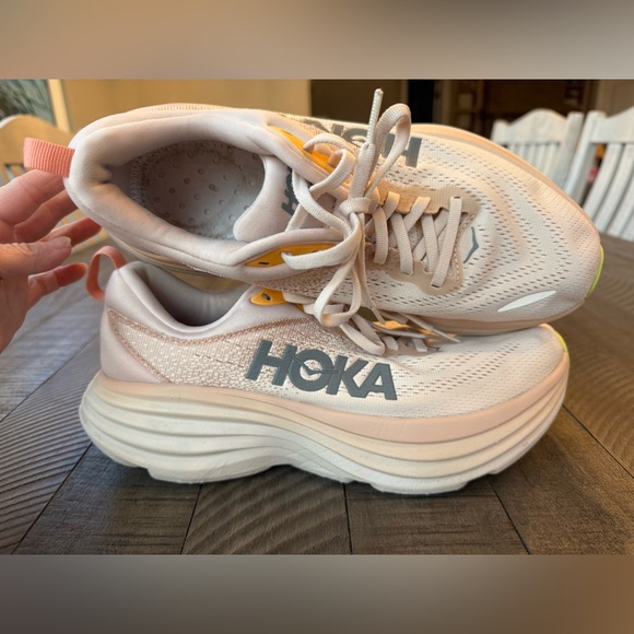 Hoka One One Bondi 8 Light Pink/Cream Athletic Shoes Women's Size 9.5 B - Picture 5 of 16